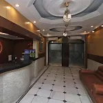 Oyo Flagship 19301 Mezbaan International Naka Hindola